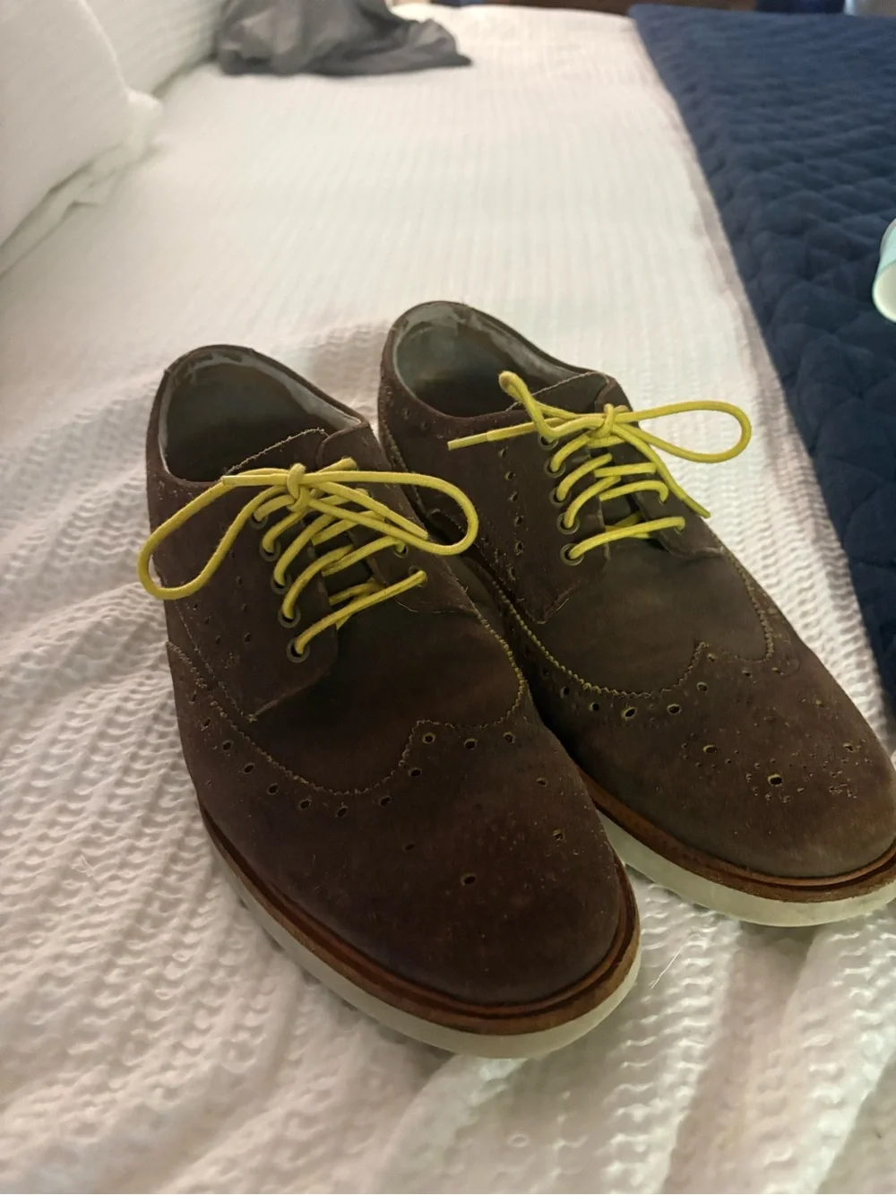 Clark Men's Brown Suede Oxford Dress Shoes / Yellow Accents
